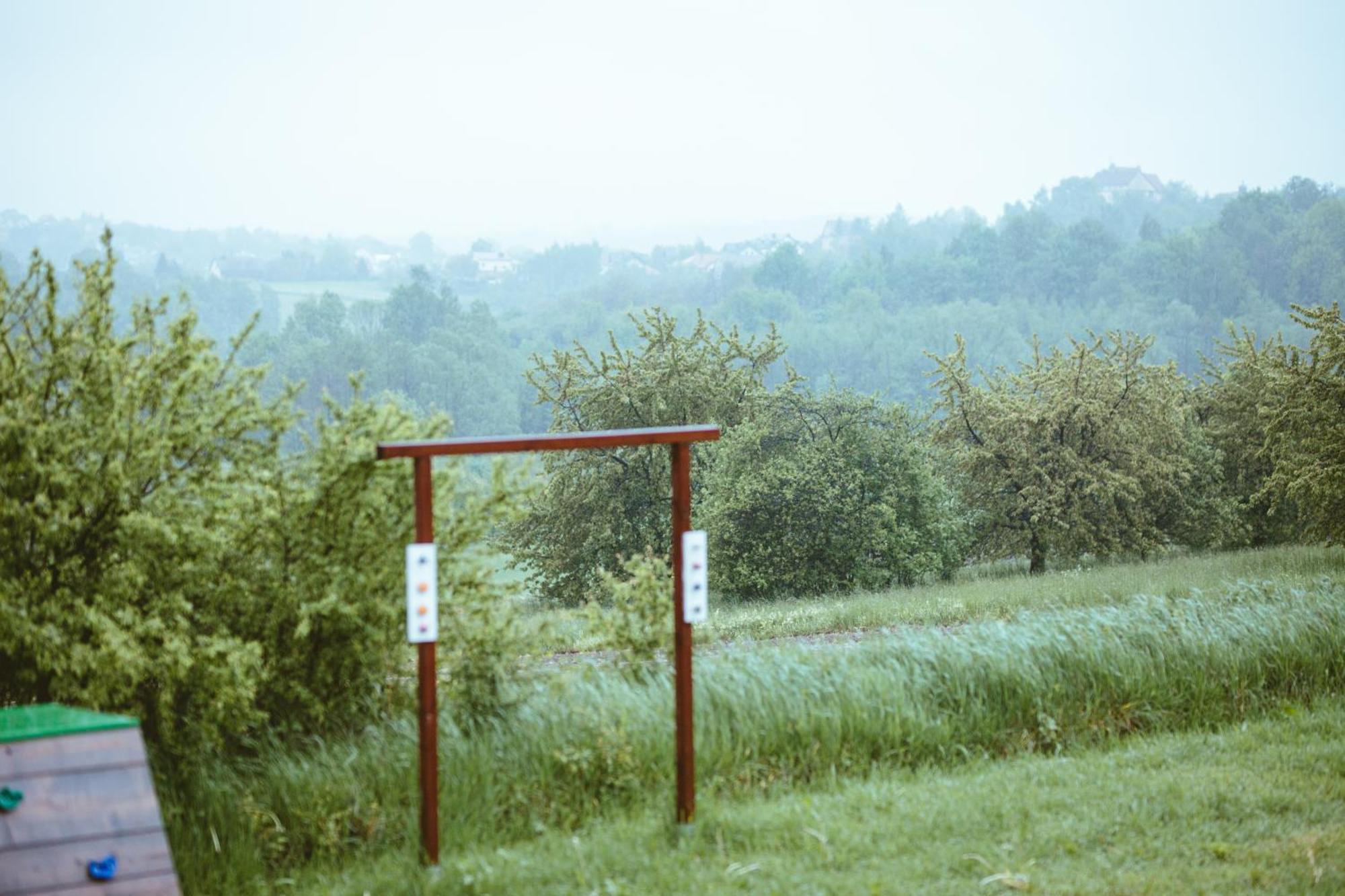 Na Górniej łące - Słowik Lazany